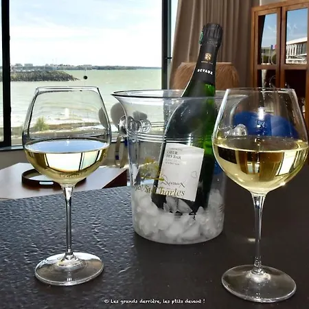 Apartment 5 Etoiles, Chic & Cozy, Piscine, Vue *