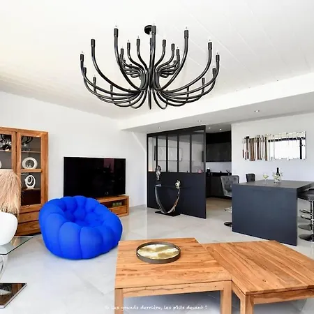 Apartament 5 Etoiles, Chic & Cozy, Piscine, Vue Royan